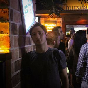 Meet your Posher, Chris